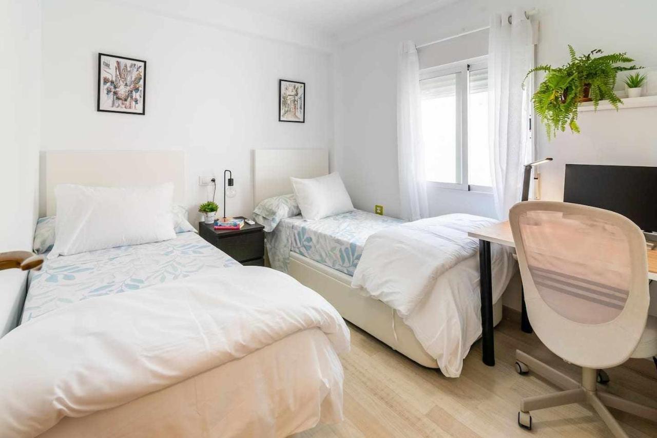 Apartamento A 500M De La Juderia Con Parking Córdoba Buitenkant foto